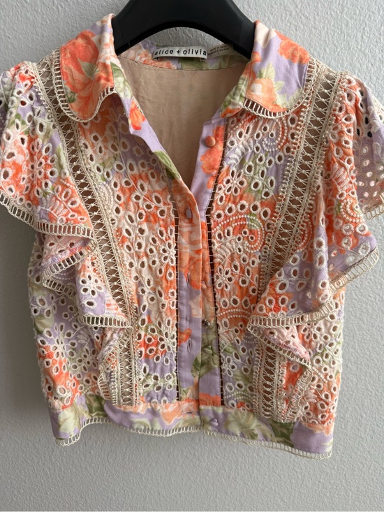 Alice + Olivia Tops - Alice + Olivia Orange Lavender Floral Eyelet Ruffle Blouse size 2